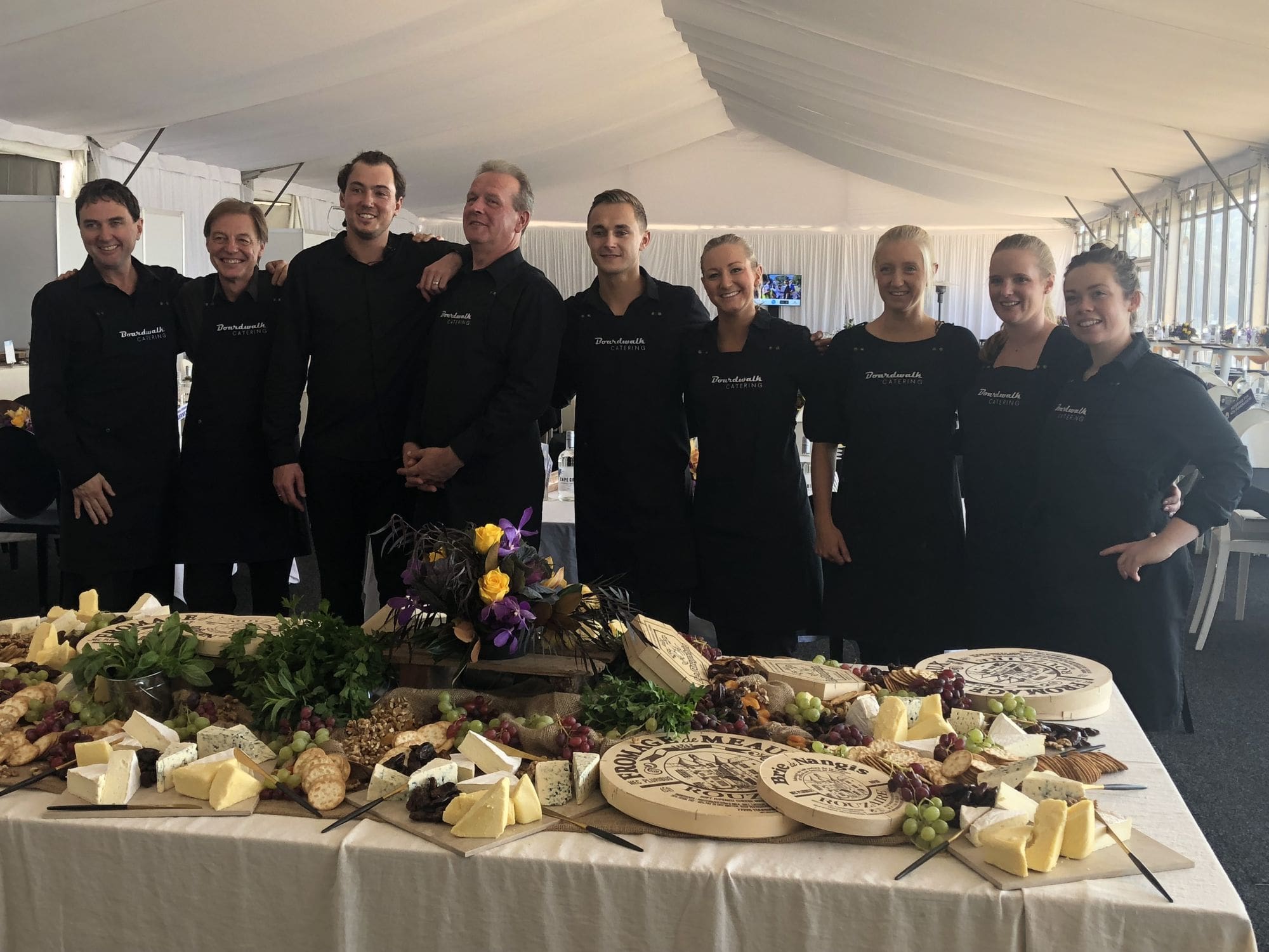 85C804D7 A2DF 4E19 91CD F38B09BCEF9A scaled catering for large events